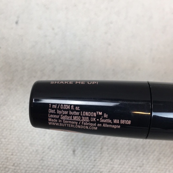 Butter London Stroke of Wow Roll on Liner - Picture 4 of 5